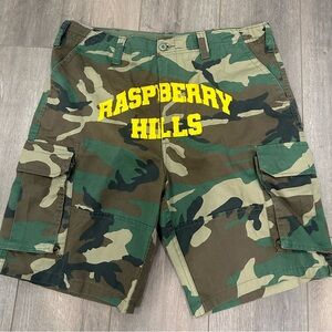 GVGallery RASPBERRY HILLS SHORTS